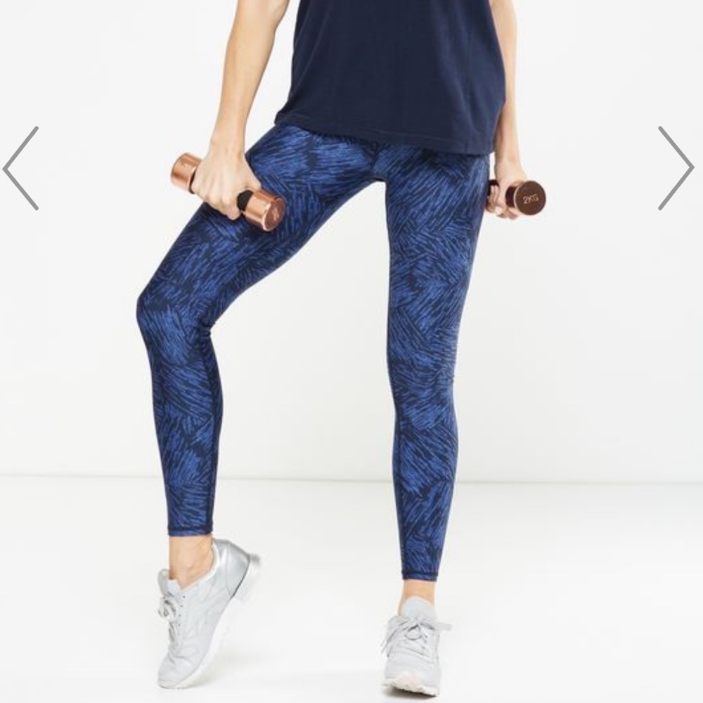 NWT Cotton On Body Printed Leggings